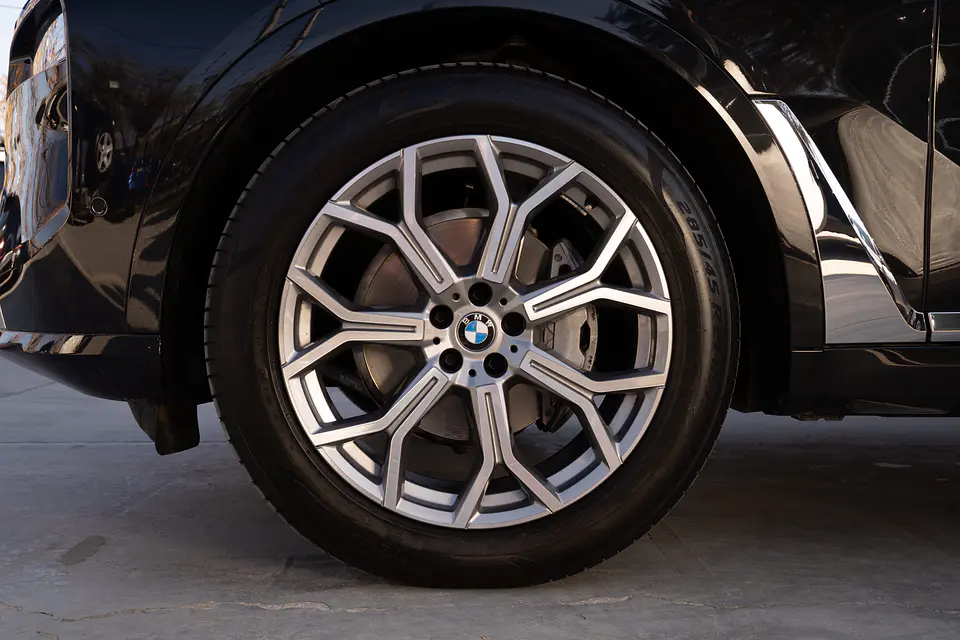 BMW X7 Xdrive40I Executive 3.0 Lci — foto 26 de 40