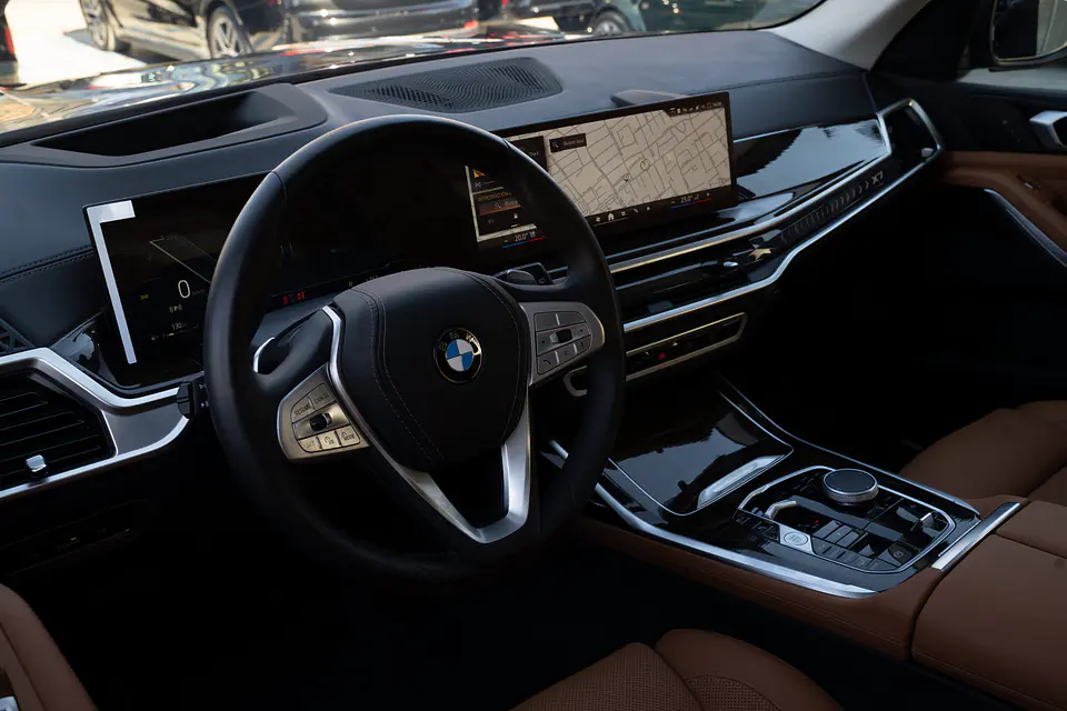 BMW X7 Xdrive40I Executive 3.0 Lci — foto 32 de 40