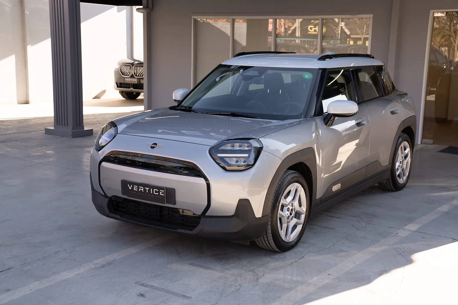 MINI Aceman E Classic — foto 18 de 40