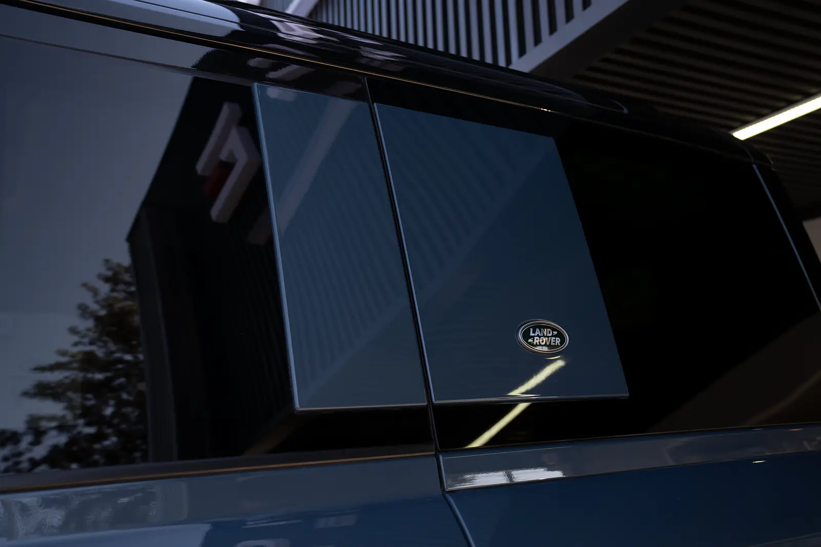 Land Rover Defender 110 3.0I X-Dynamic S — foto 18 de 40