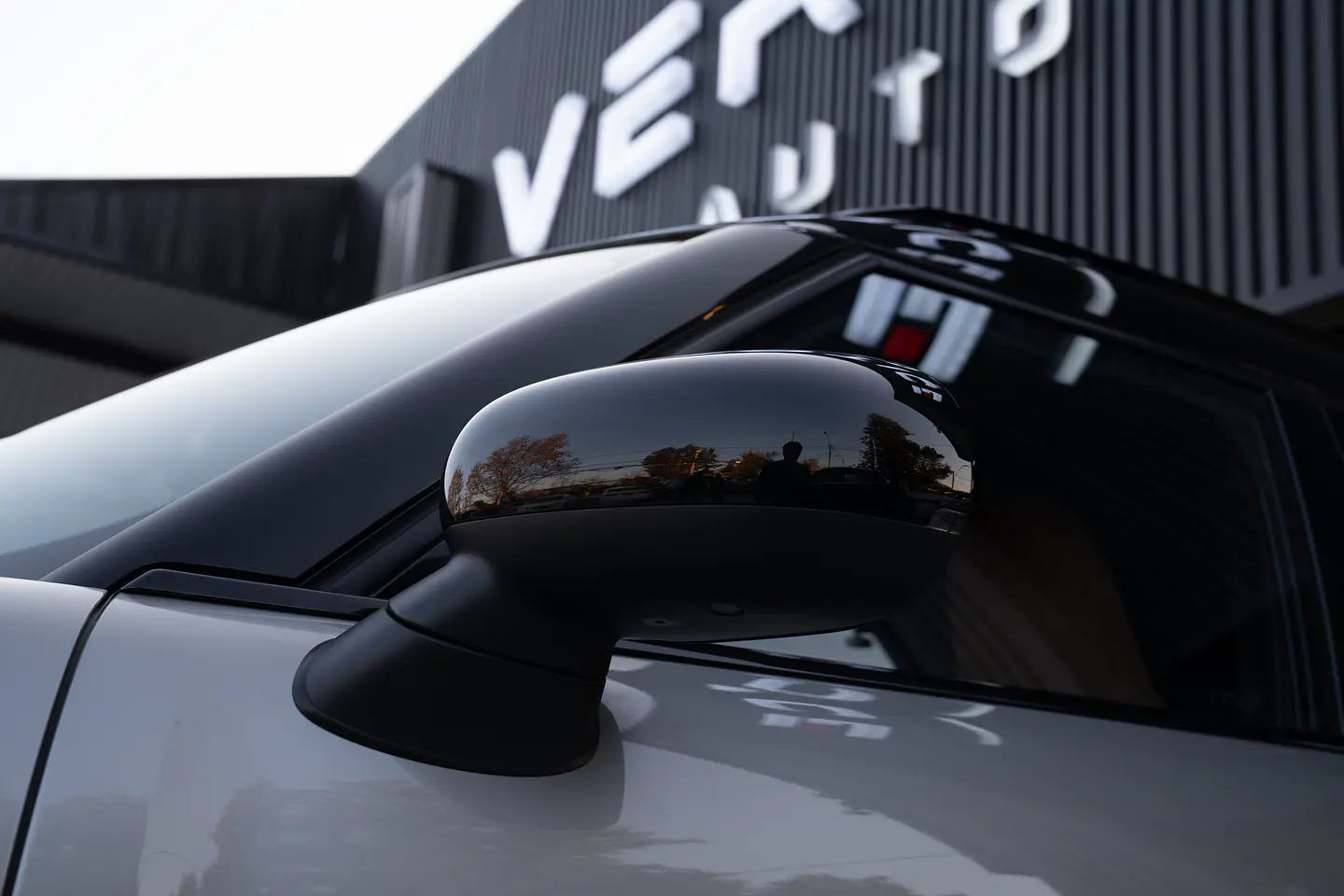 MINI Countryman S All4 2.0 Favoured — foto 22 de 40