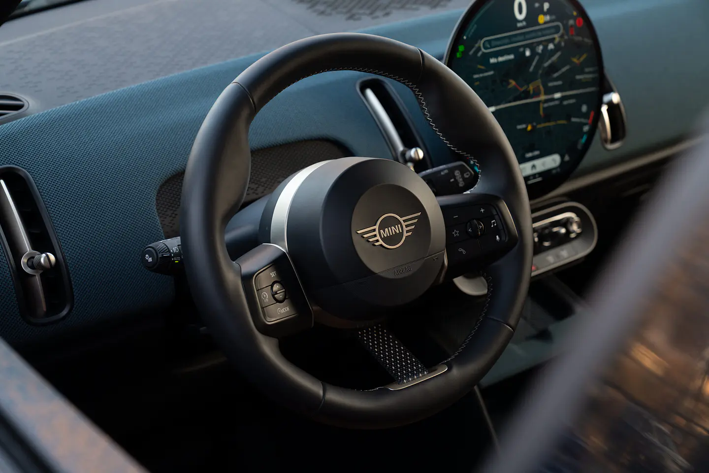 MINI Countryman S All4 2.0 Favoured — foto 31 de 40