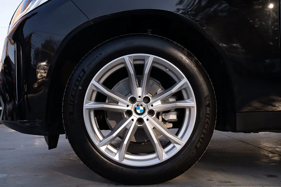 BMW X3 20 Sdrive — foto 29 de 40