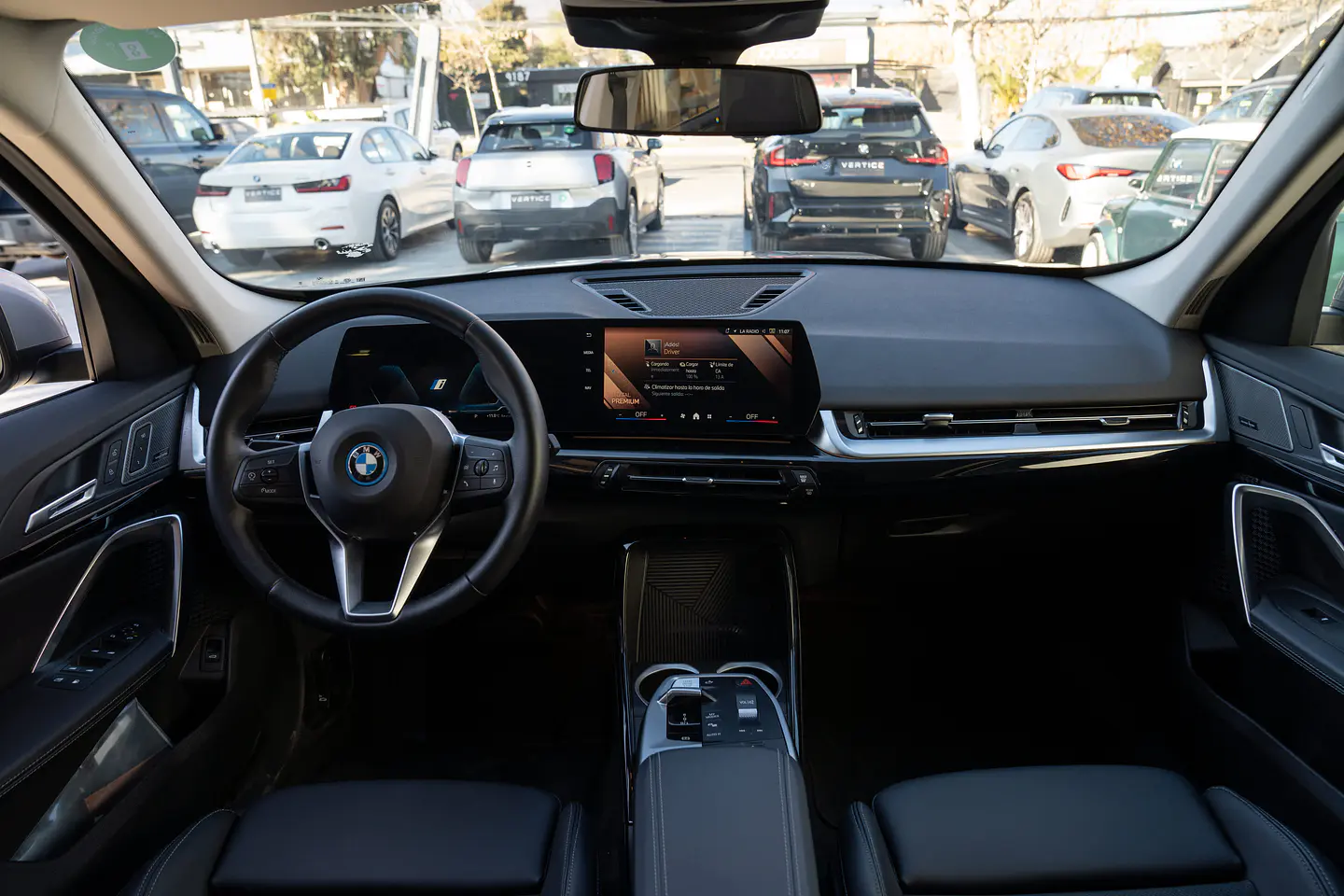 BMW X1 Xdrive25E — foto 28 de 40