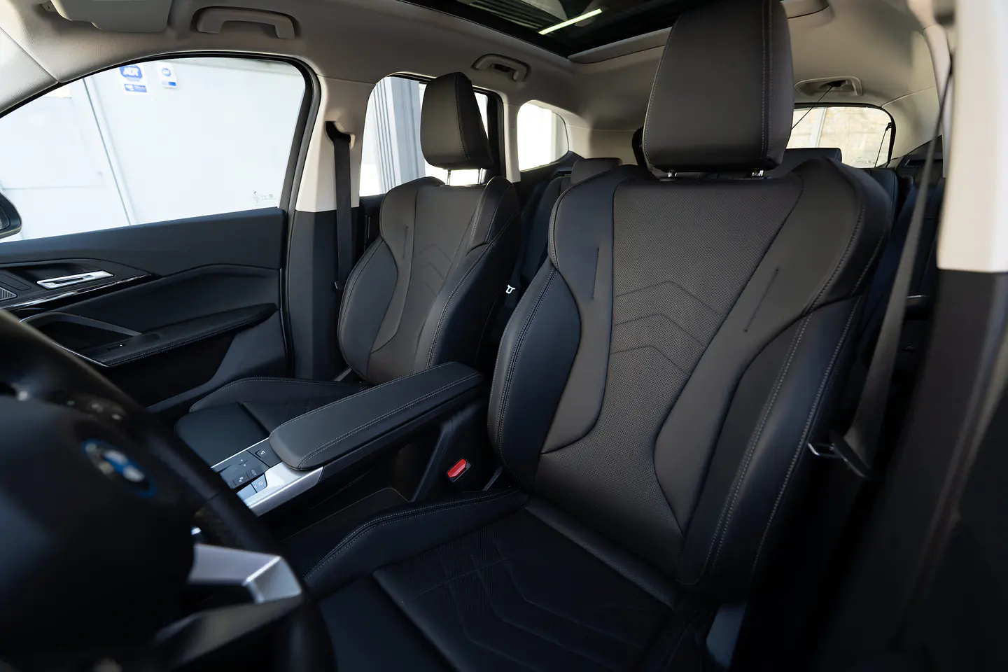 BMW X1 Xdrive25E — foto 40 de 40