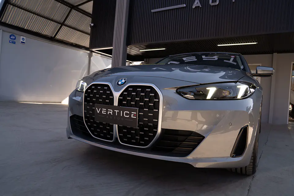 BMW 420I Gran Coupe Dynamic 2.0 Lci — foto 8 de 40