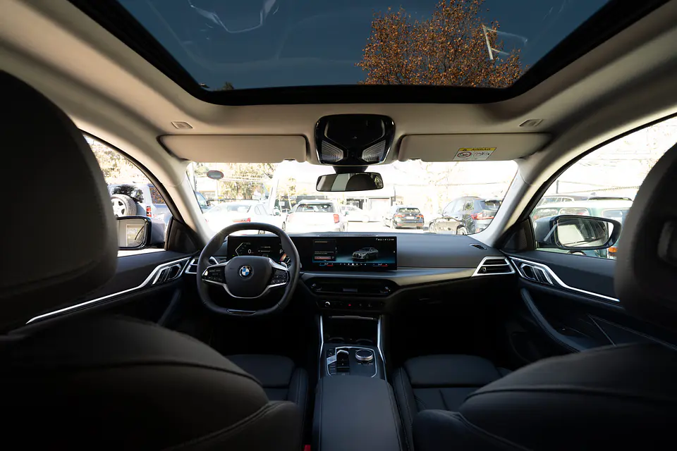 BMW 420I Gran Coupe Dynamic 2.0 Lci — foto 32 de 40