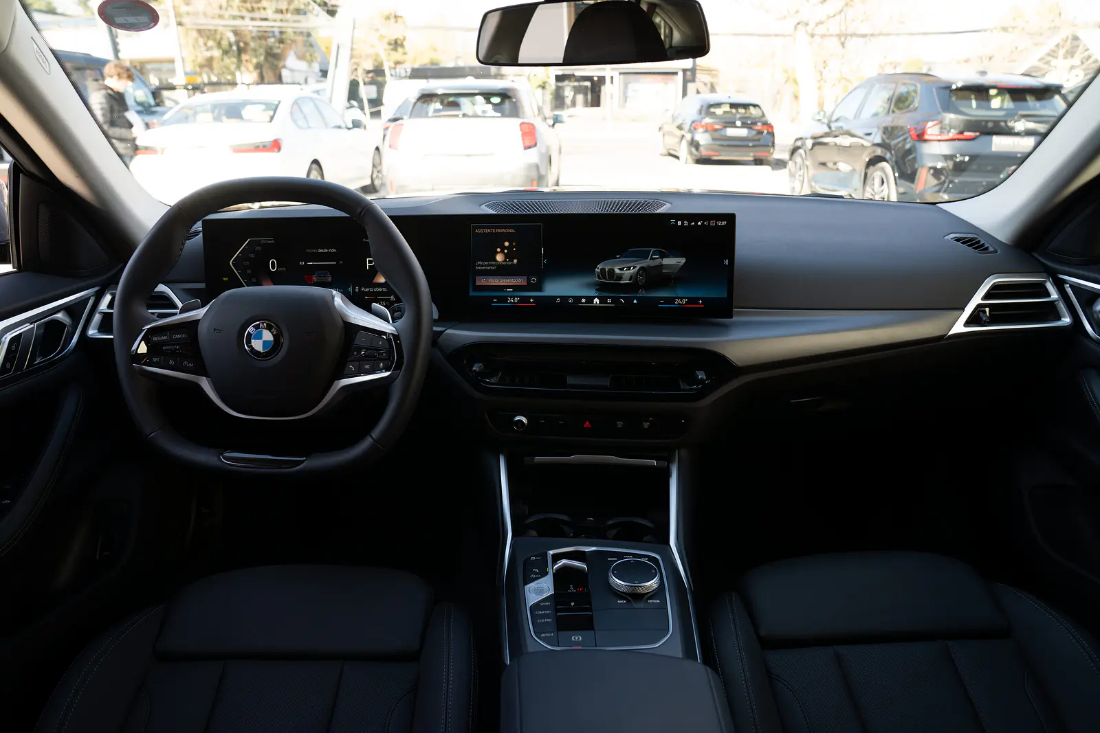 BMW 420I Gran Coupe Dynamic 2.0 Lci — foto 36 de 40