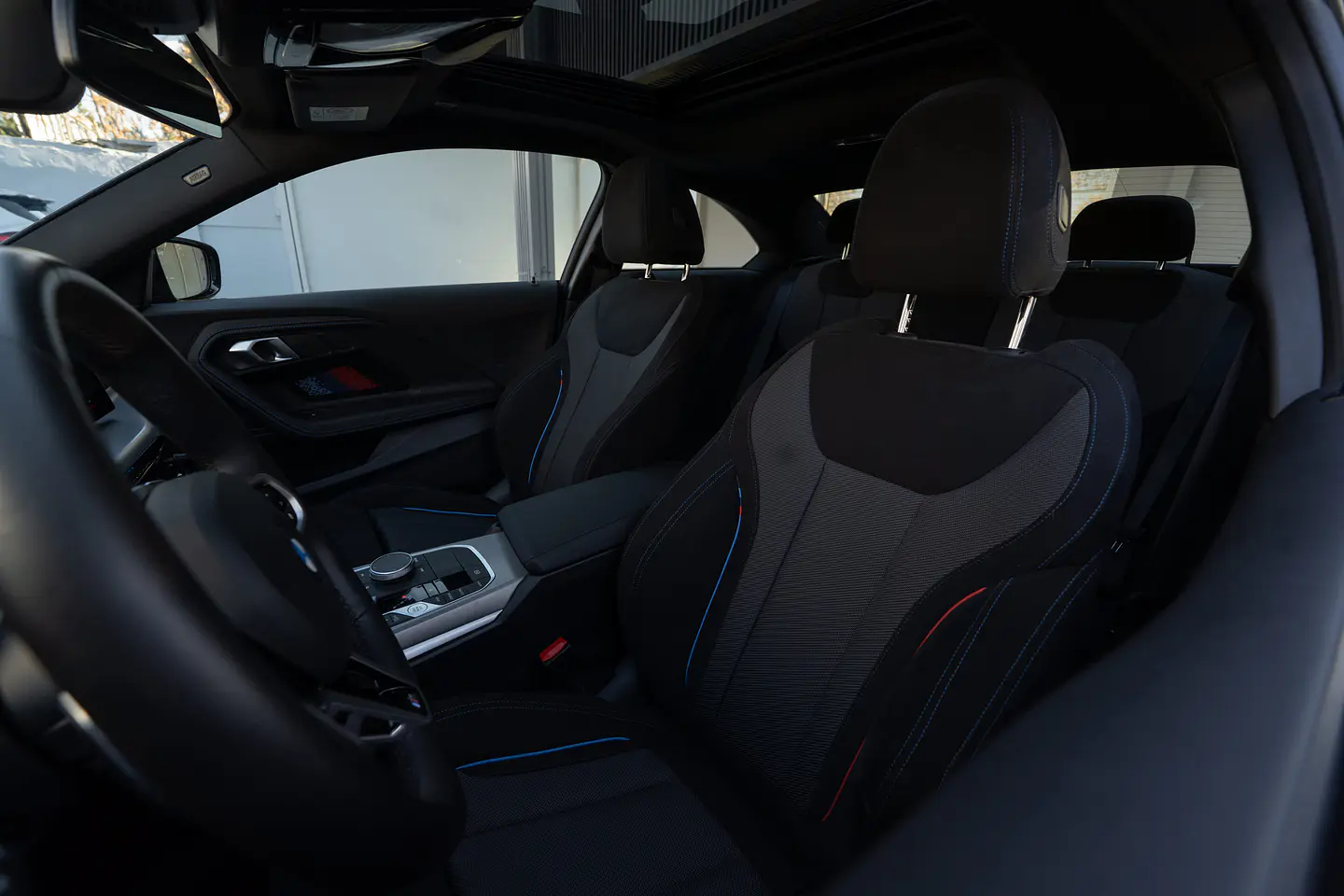 BMW 220I Coupe M Sport 2.0 Lci — foto 40 de 40