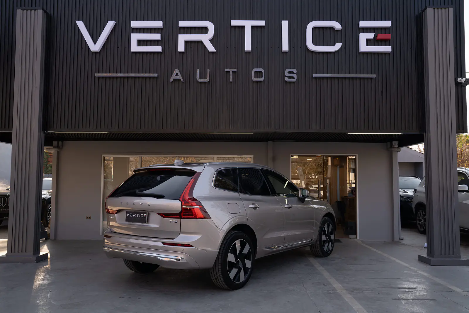 Volvo Xc60 Ii T8 Awd Recharge — foto 9 de 40