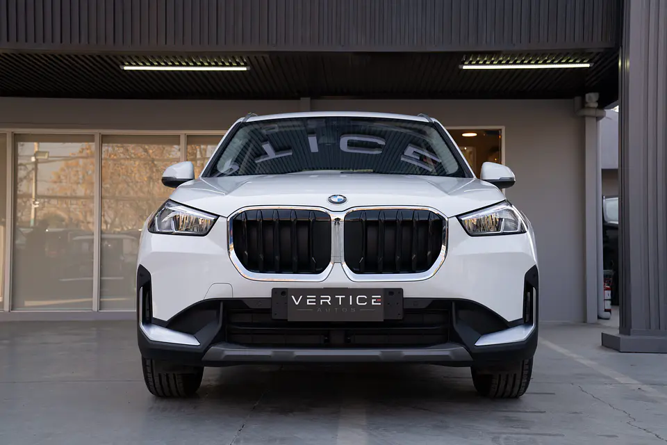 BMW X1 Sdrive18D — foto 5 de 40
