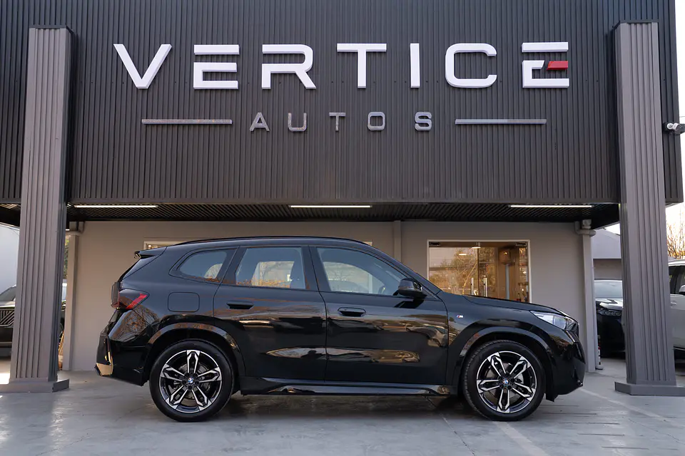 BMW X1 Sdrive18D M Sport — foto 11 de 40