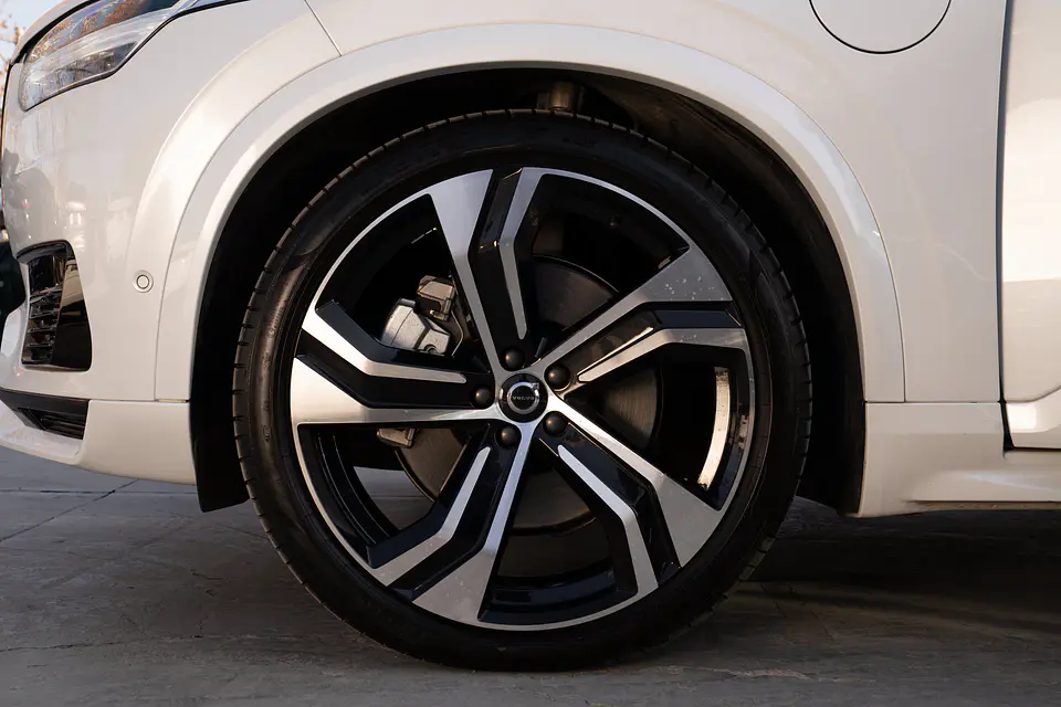 Volvo Xc90 T8 Awd Recharge Ultimate Dark — foto 29 de 40