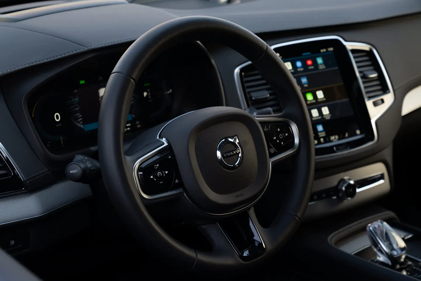 Volvo Xc90 T8 Awd Recharge Ultimate Dark — foto 37 de 40