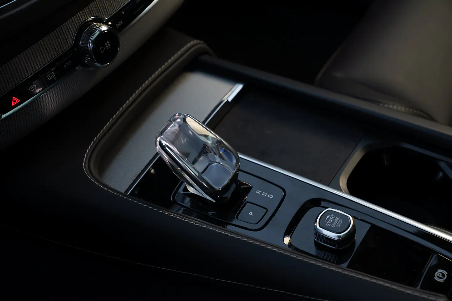 Volvo Xc90 T8 Awd Recharge Ultimate Dark — foto 40 de 40
