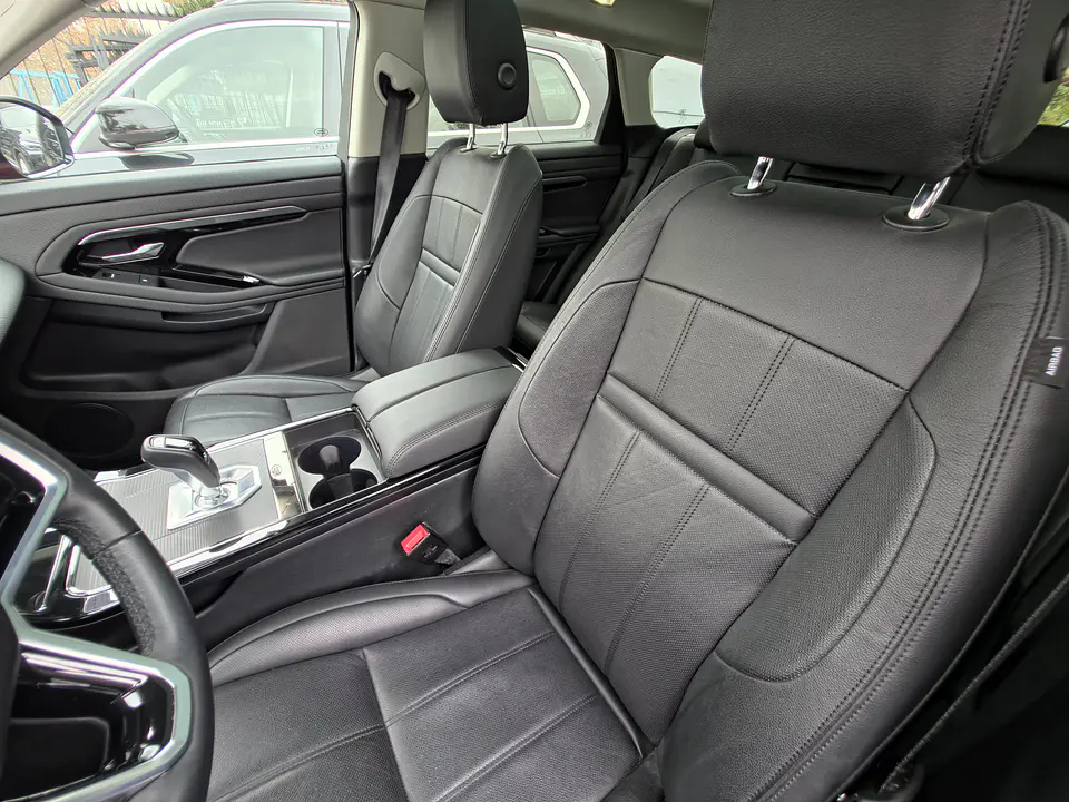Land Rover Evoque Dynamic S 4X4 2.0 Aut — foto 35 de 40