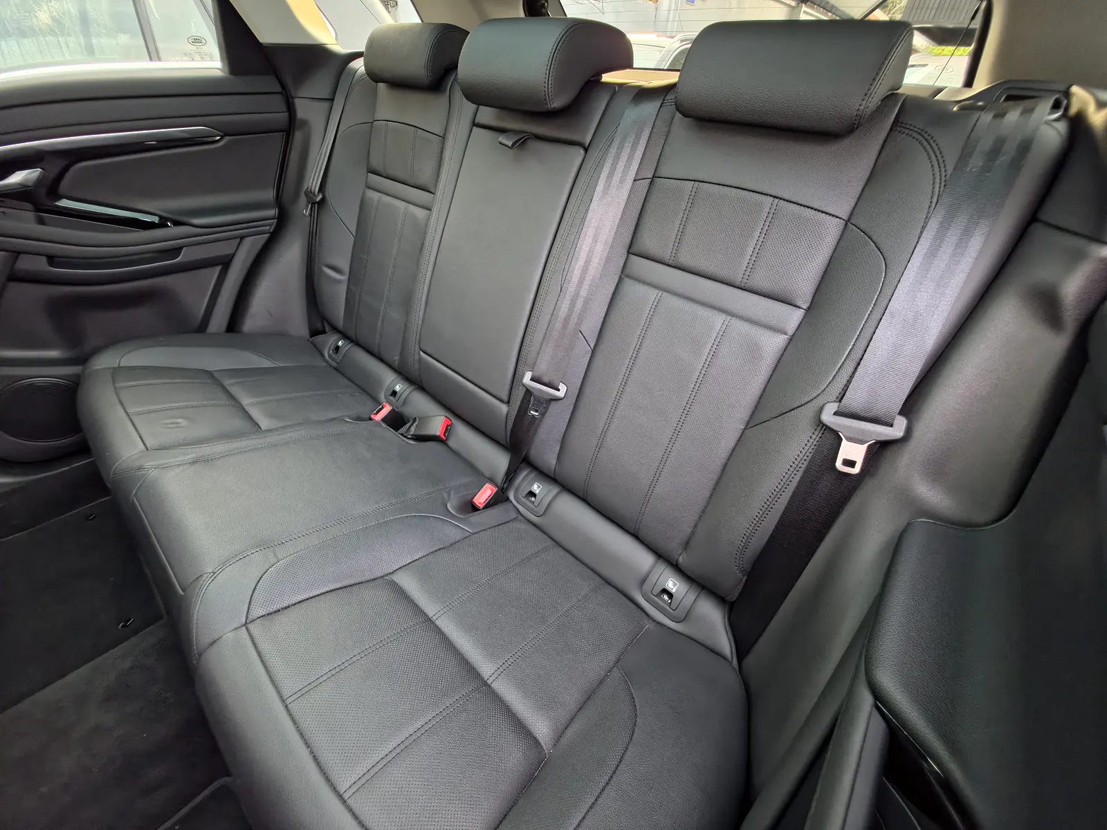 Land Rover Evoque Dynamic S 4X4 2.0 Aut — foto 39 de 40