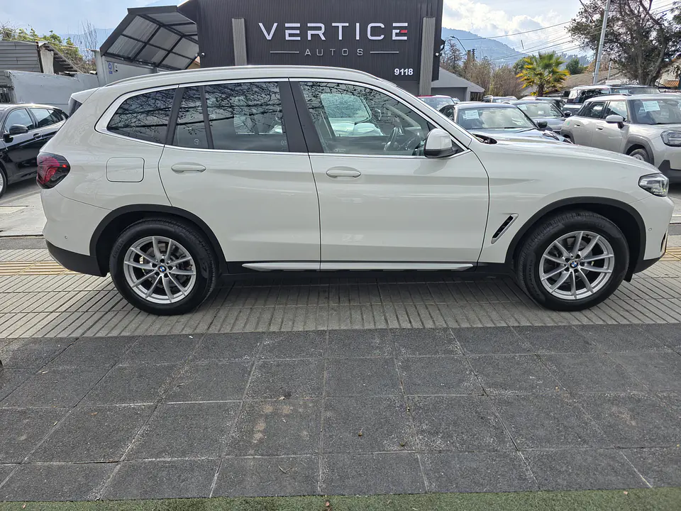 BMW X3 Sdrive20I Dynamic 2.0 Lci — foto 8 de 40