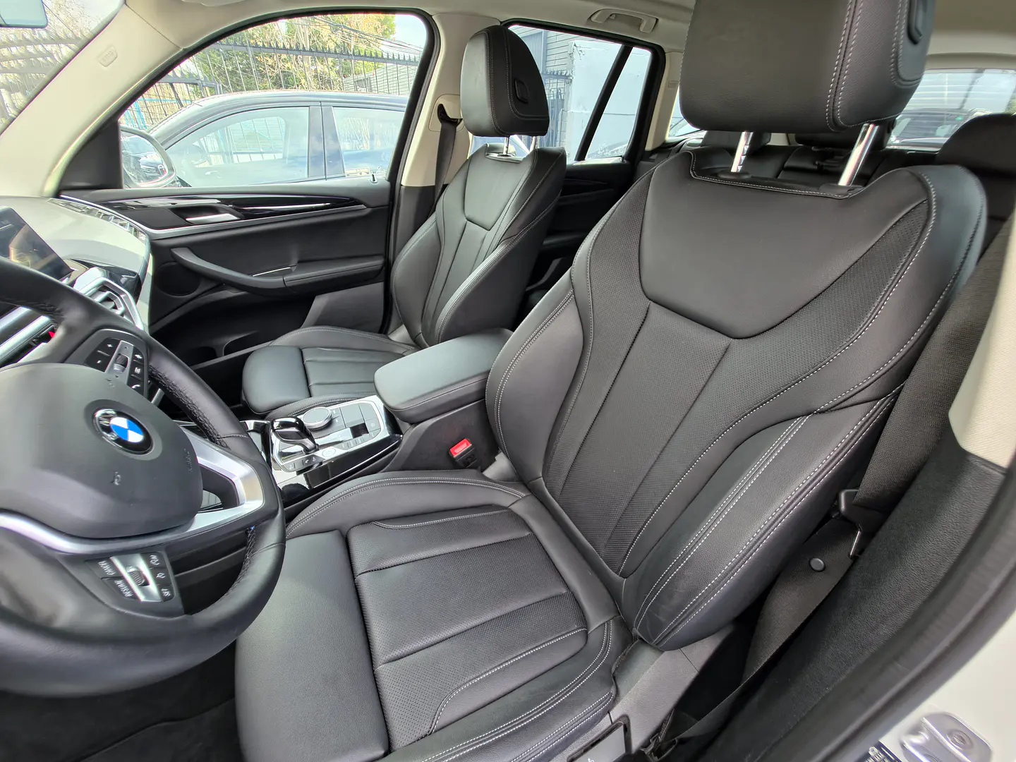 BMW X3 Sdrive20I Dynamic 2.0 Lci — foto 37 de 40