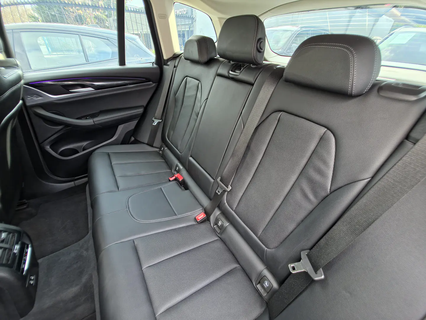 BMW X3 Sdrive20I Dynamic 2.0 Lci — foto 40 de 40