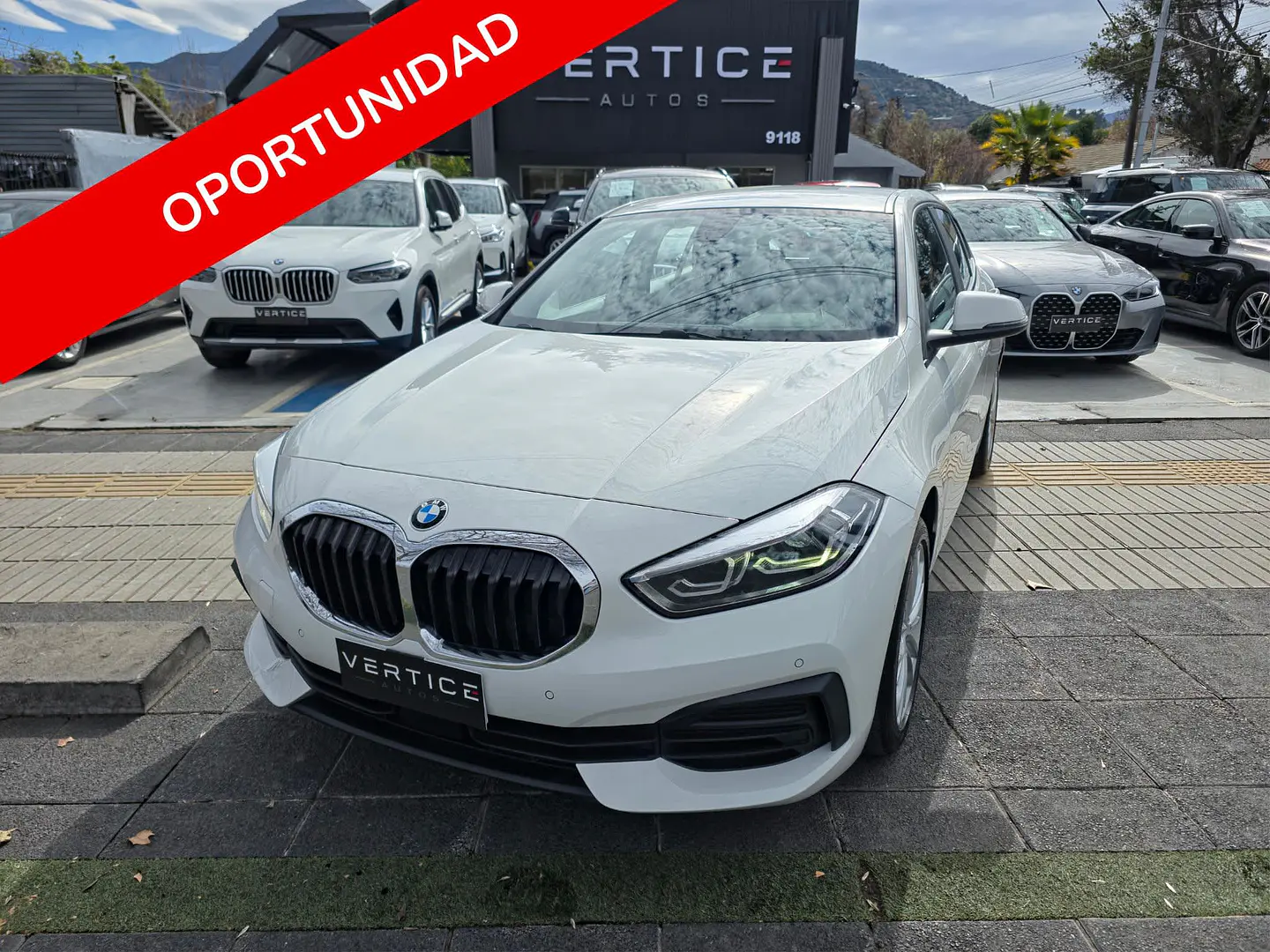 BMW 118I Hatch — foto 1 de 40