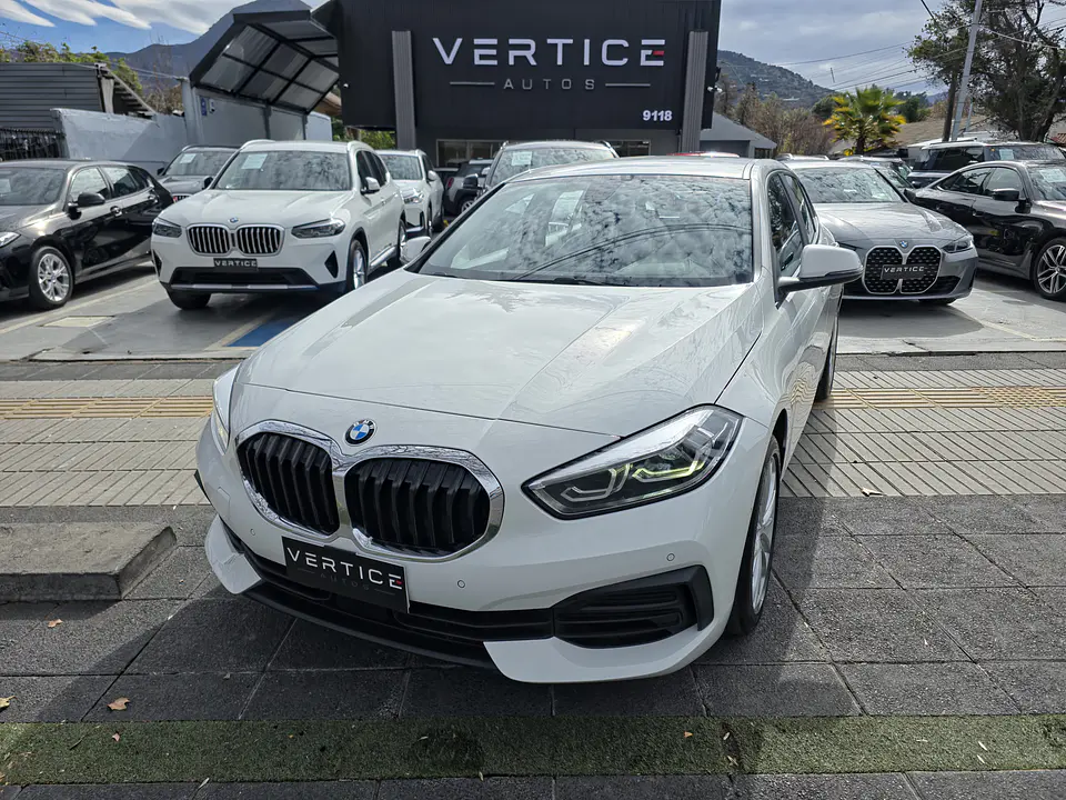 BMW 118I Hatch — foto 5 de 40