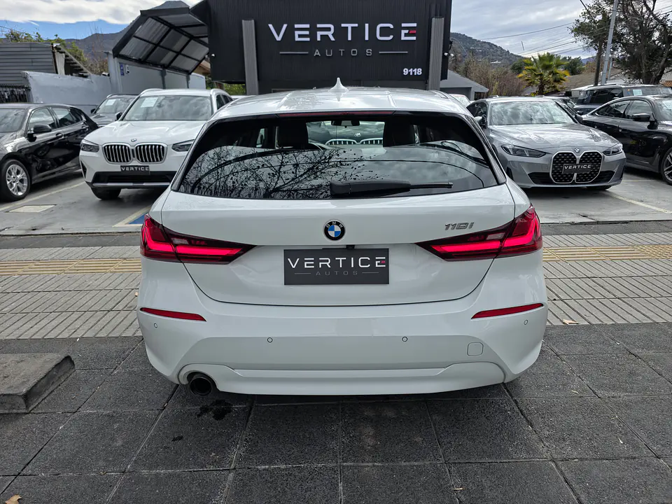 BMW 118I Hatch — foto 14 de 40