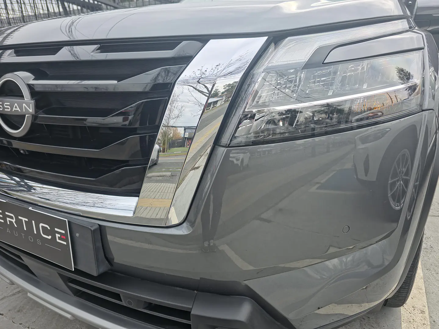 Nissan Pathfinder Exclusive 4X4 3.5 Aut — foto 16 de 40