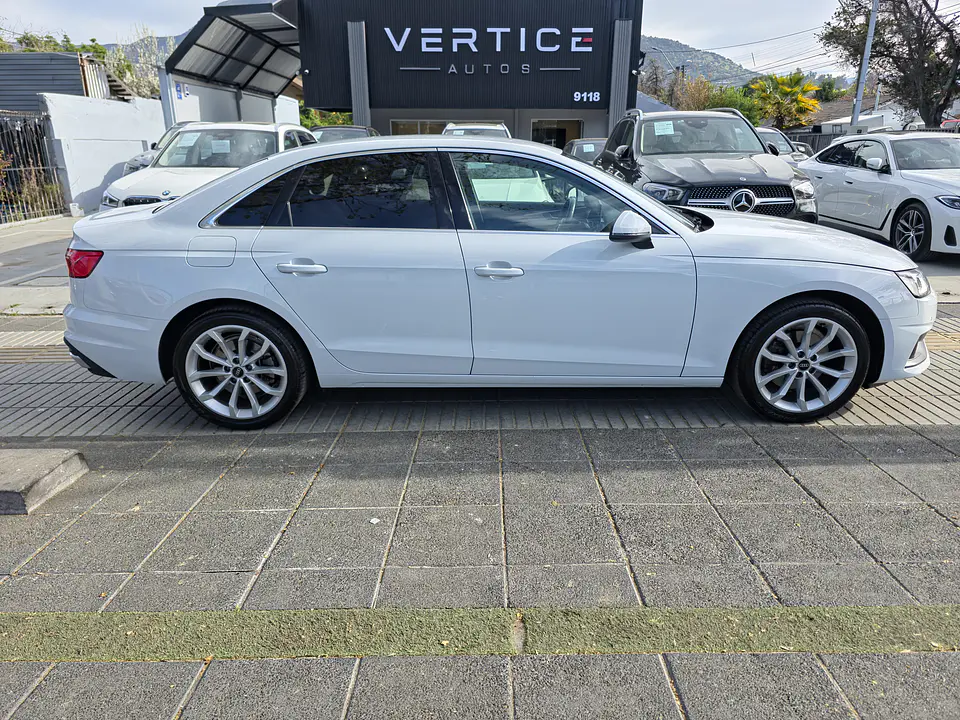 Audi A4 — foto 11 de 40