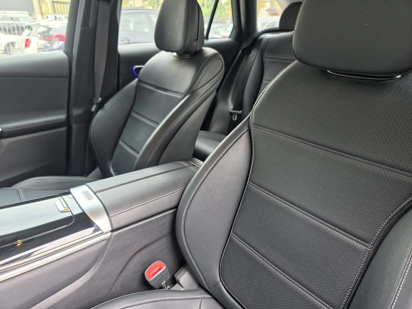 Mercedes-Benz Glc220 D 4Matic — foto 40 de 40
