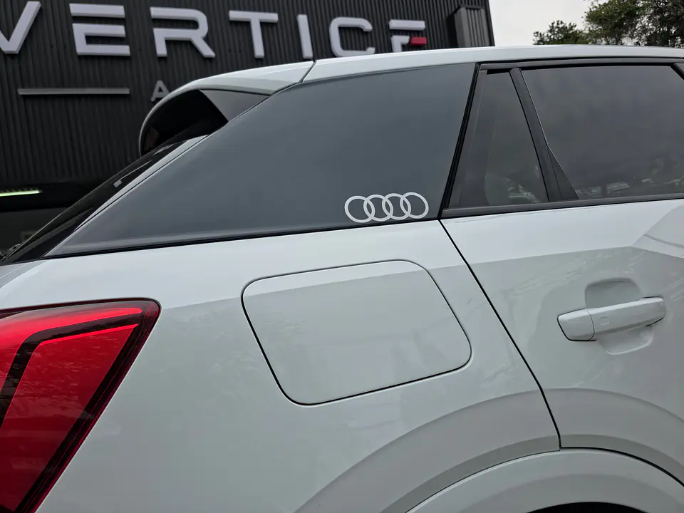 Audi Q2 — foto 20 de 40