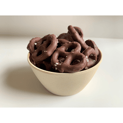 Pretzels cubiertos de chocolate y sal marina x 300gr