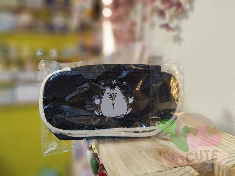Estuche Pusheen 2