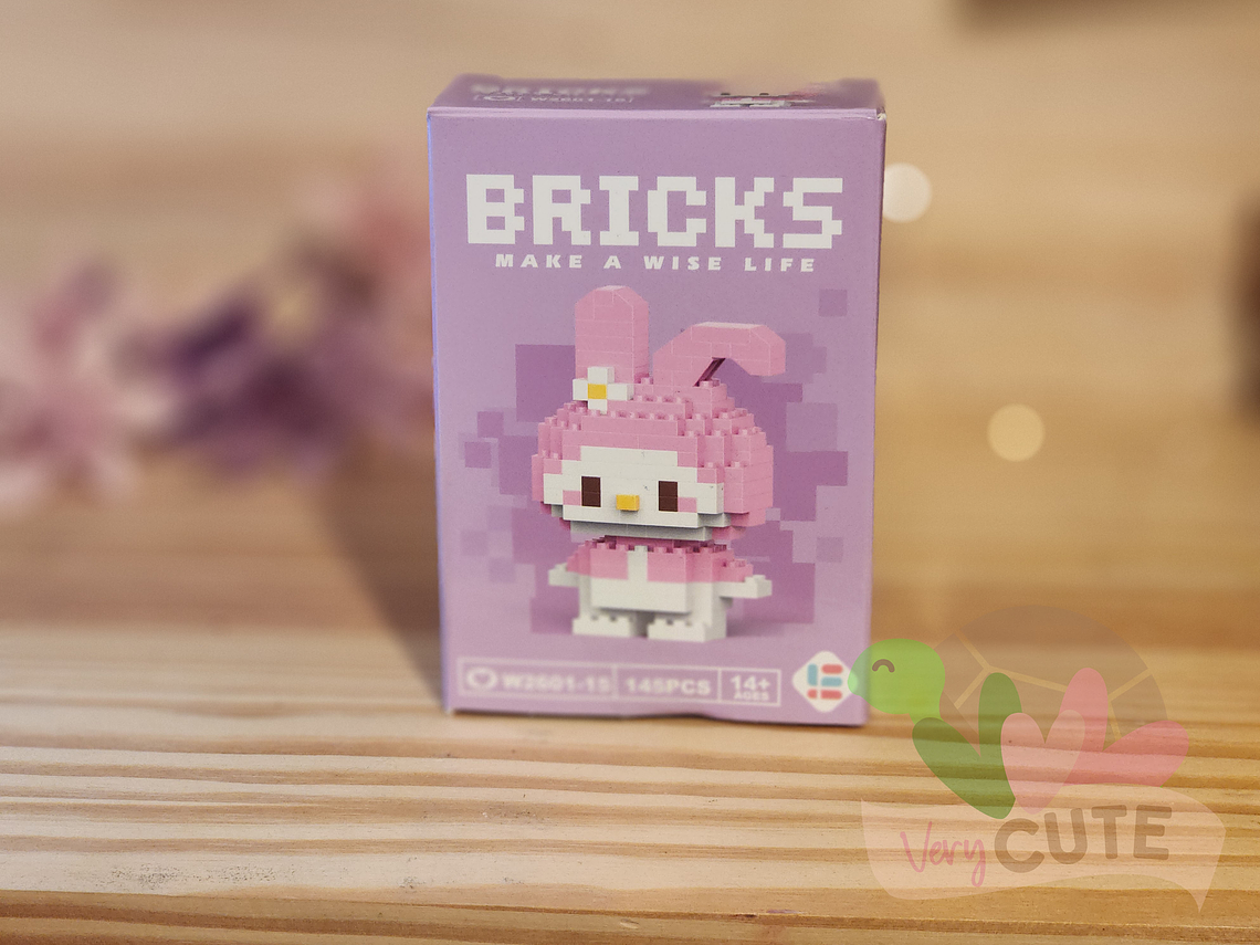 Set Bloques de Construcción en caja - Personajes Sanrio 1