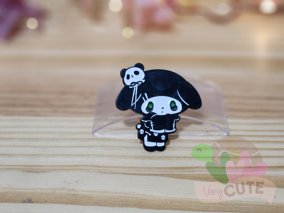 Pin Personajes Sanrio - Colección EMO 3