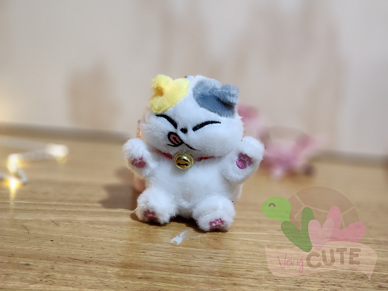  Llavero Peluche Gato de la Suerte 1