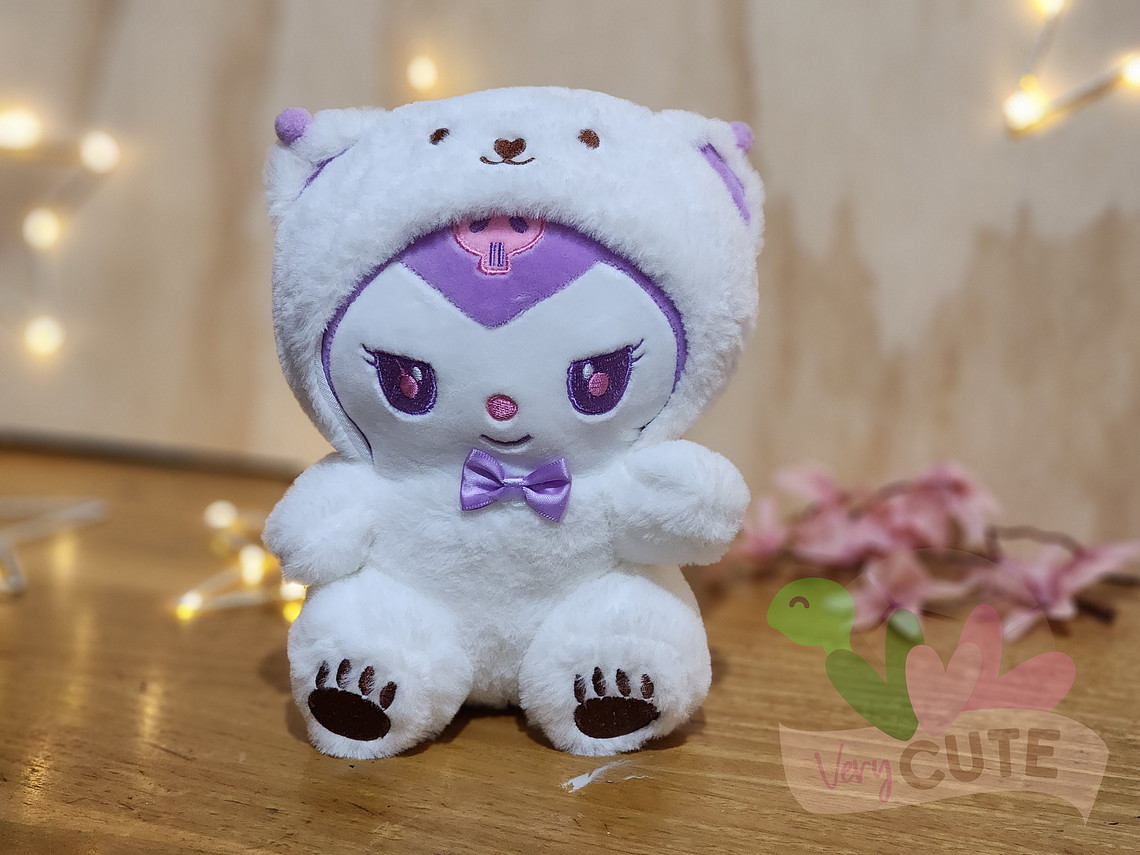 Peluche Personajes Sanrio en Traje de Oso 3