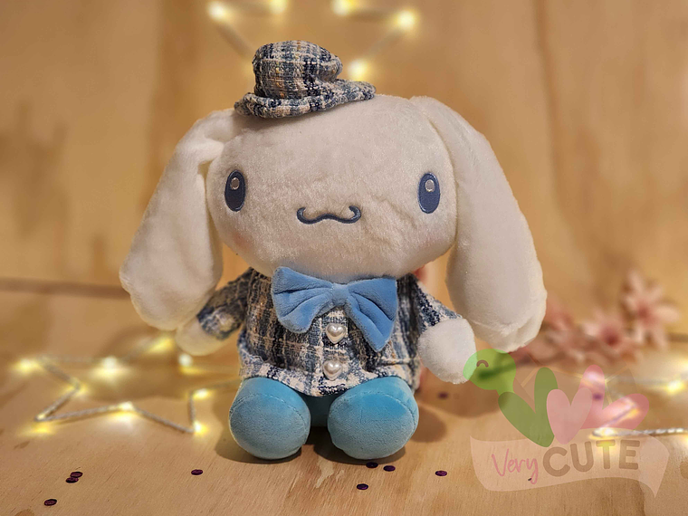  Peluche Personajes Sanrio - Chaqueta a Cuadros 1