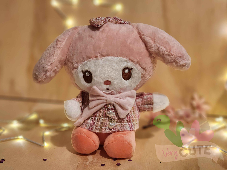  Peluche Personajes Sanrio - Chaqueta a Cuadros 3