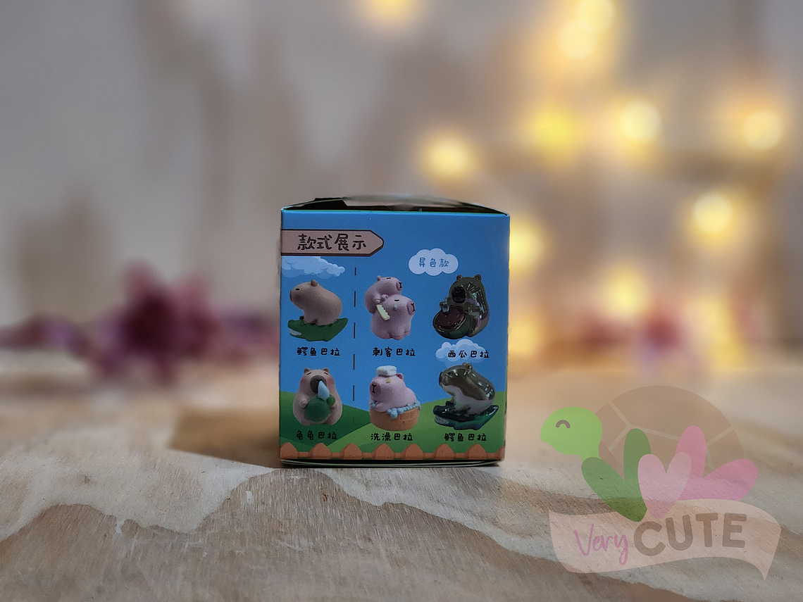  Figurita de Colección Sopresa - Capybara Naturaleza 2