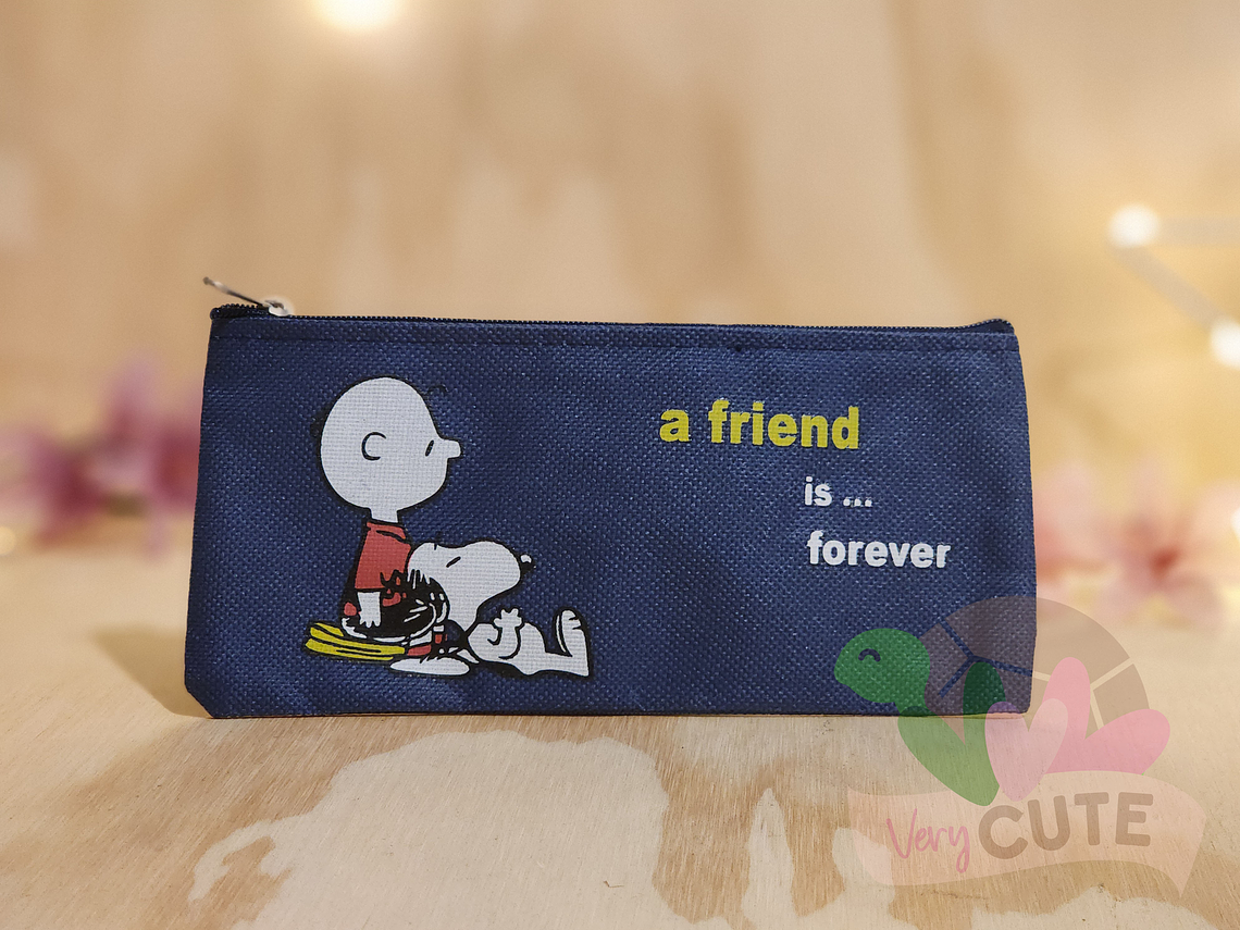  Estuche Snoopy 1
