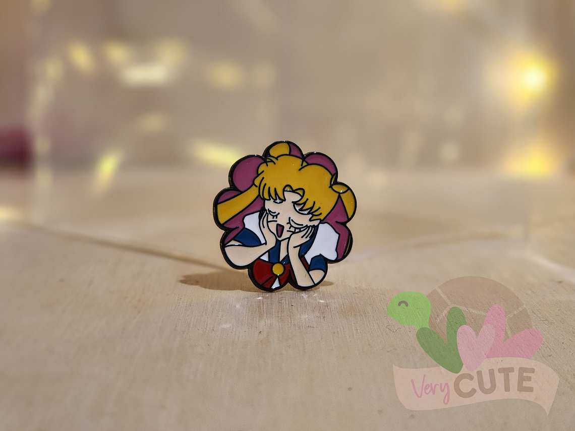 Pin Sailor Moon 4