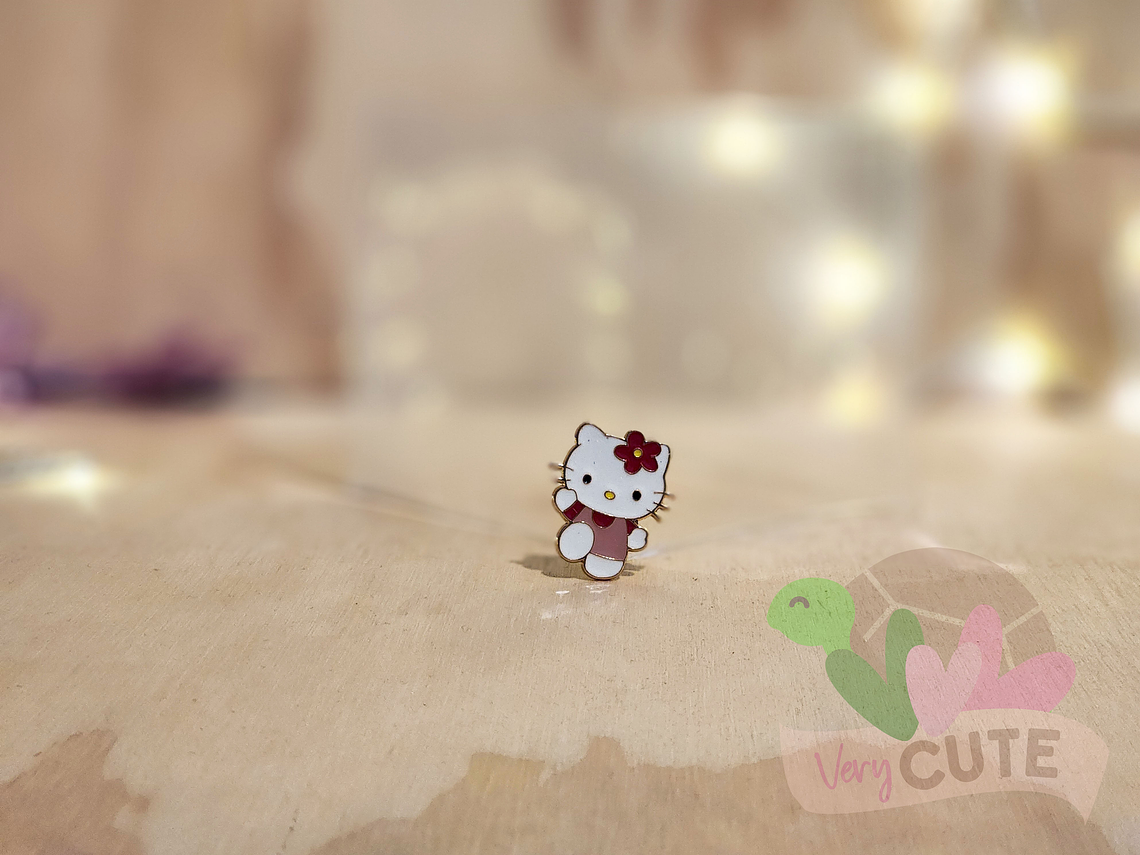 Pin Hello Kitty - Varios Diseños 7