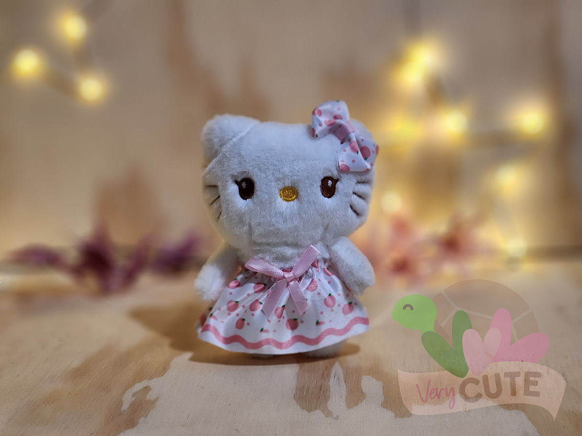 Llavero Peluche Hello Kitty con Vestido 1