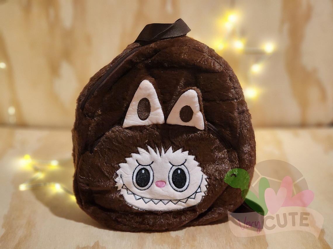 Mochila Peluche Labubu 1