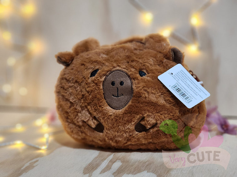 Cartera Peluche Capybara 2