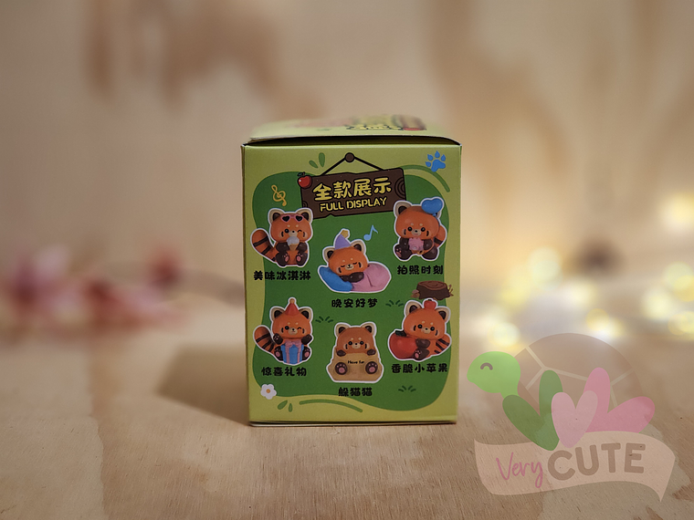 Figura Sorpresa Panda Rojo - Xiong Bao Bao 2