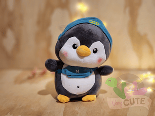 Peluche Pingüino - Gorrito