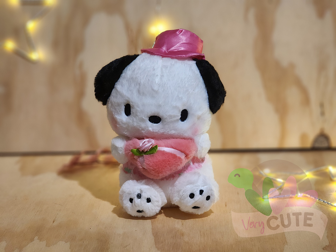 Peluche Personajes Sanrio  - Corazón Rosa 4