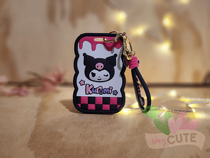 Porta Credencial Llavero Kuromi